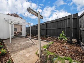 Freestanding & Fully Renovated !!