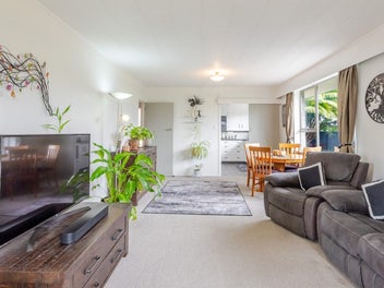 Renovated And Ready - Simply Move In!