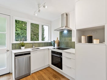 Your first step into Kingsland living