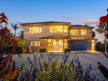 Private rural retreat with potential