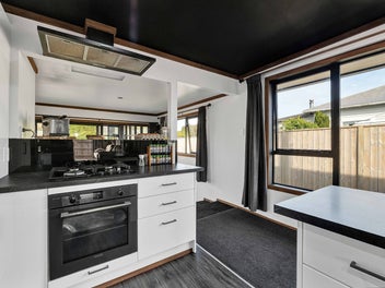 PRIVATE, STYLISH & READY TO IMPRESS