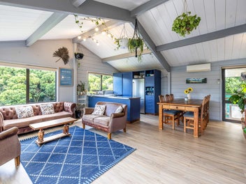 Secret Surfdale Paradise