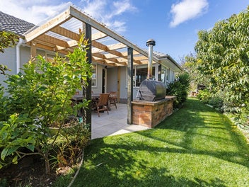 Green With Envy - Lifestyle by the Sea