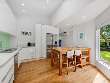 A Funky Modern Coastal Haven