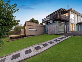 Home + Legal Sleepout Popular Double Westlake Zone