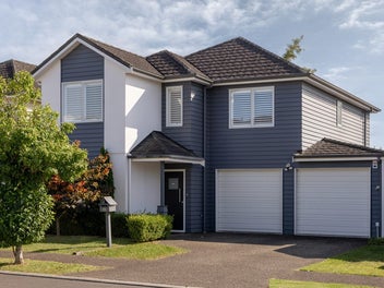 Affordable 5-Bedroom Family Living in The Lakes
