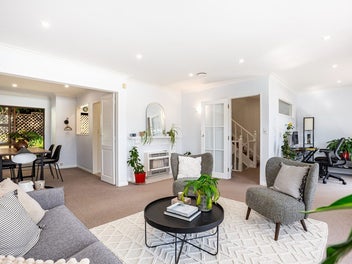 Easy Care and Super Sunny