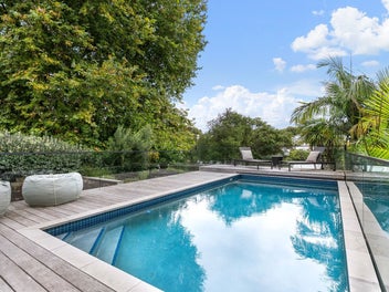 Green Fields & Sunsets