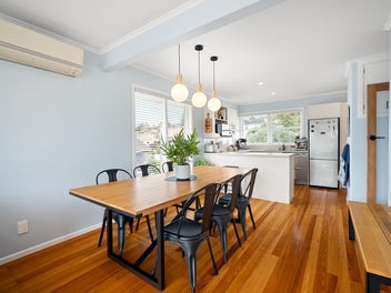 Brick Beauty - Stylish & Elevated