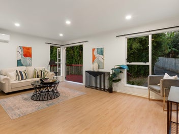 Land. Sun. Opportunity.