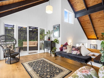 THE FAMILY HOME YOU'VE BEEN WAITING FOR!