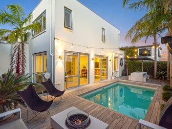 Last Weekend To View Before Auction!