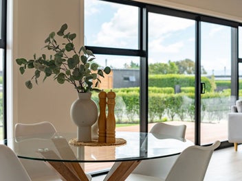 Stylish New Living in Martinborough