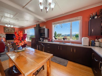A Surprise In Ohai With Affordable Mountain Views!