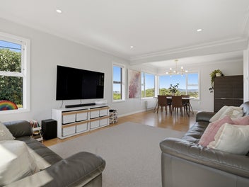 Red brick revival, panoramic views