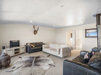 Imagine Life With 2.39 Ha and This View!