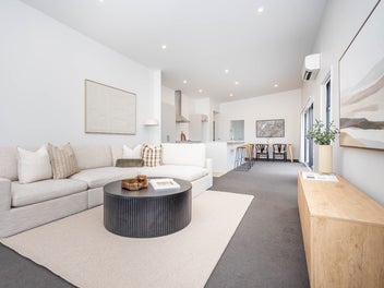 Top of the Hill Delight