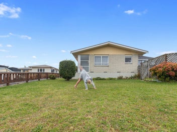 Solid Brick | Motivated Vendor