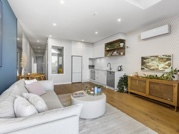 Jalcon Retreat. Elegant Escape.