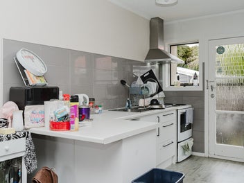 Brick Unit in Prime Spot