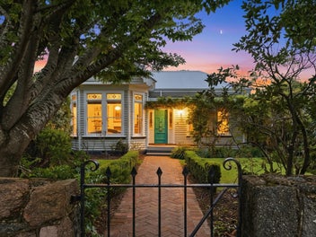 Timeless Fisher Ave Elegance