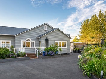 Where Elegance & Country Meet Generational Living
