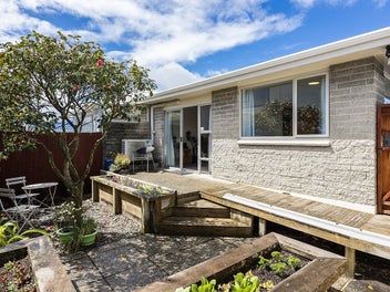 Easy Living, Outdoor Bliss, Walk Everywhere