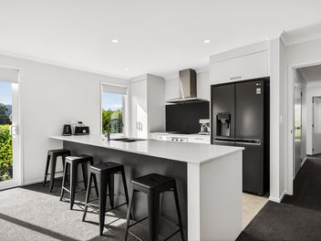 Modern Home, Rural Outlooks, Prime Location