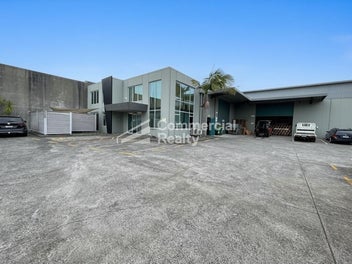 Image 1 of 14