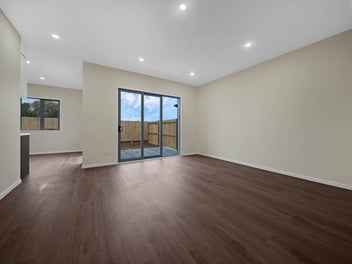 Stylish Home – Brand New & Low-Maintenance