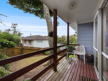 Smart Start on a Generous FREEHOLD Section