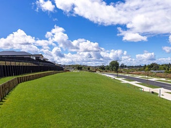 Aurora - Location, lifestyle, and future growth