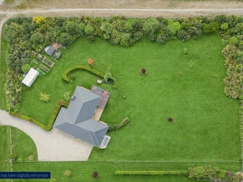 A Rare 4,000sqm Albert Town Opportunity