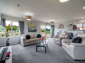 Easy Care Lifestyle!