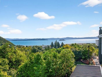 A Magical Sanctuary at the End of Karaka Street