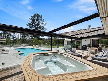 Private Luxury Living.