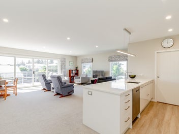 Carefree Lifestyle, Opposite Fairways