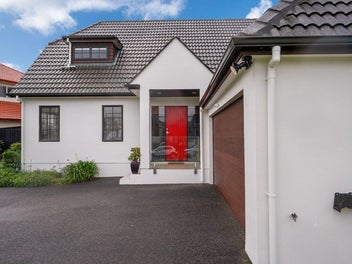 Urgent Sale required - No Plan B!!