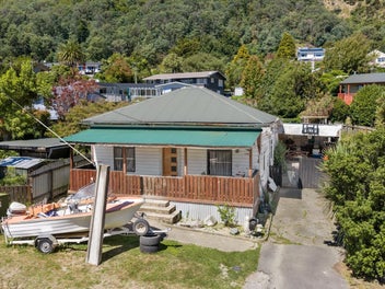 Affordable, Freehold & Full of Potential