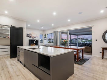 Enjoy Stunning Views in Millwater