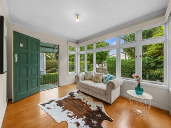 Auction 31 March at 1.30pm (unless sold prior)