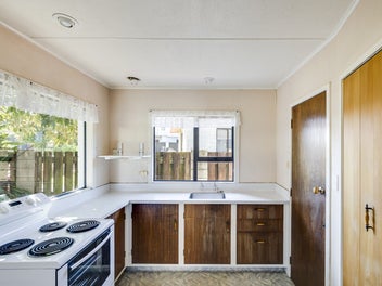 Beachside - Opportunity Knocks!