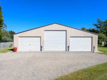 Timeless Elegance, Space and the Ultimate Shed