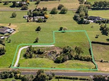 Karaka Lifestyle Land - 9,780sqm Opportunity