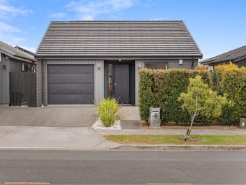 MOTIVATED VENDORS WANT IT SOLD!