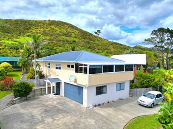 Beach Walks & Serious Value