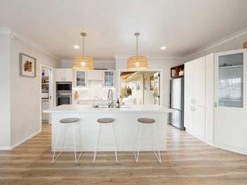 Space & Style In Te Kowhai