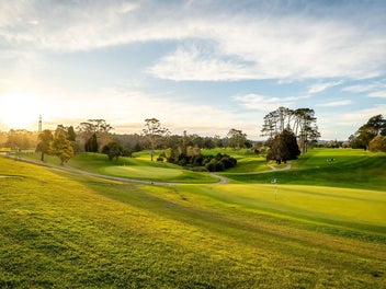 Resort-Style Elegance Beside the Golf Course
