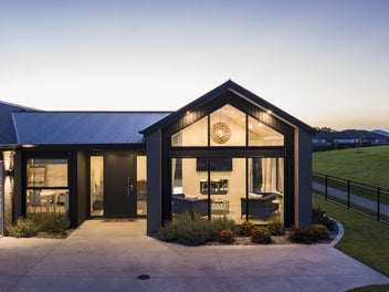 Stunning Pavilion Home & Land Package