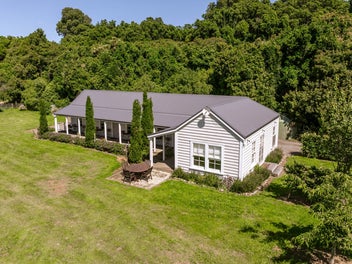 Lacewood - Historic Venue & Accommodation